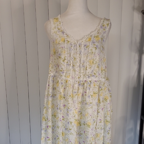 Vtg. Victoria Secret Country Collection Nightgown